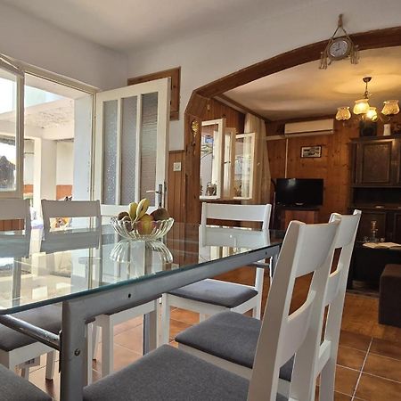 Apartman Andela Preko Εξωτερικό φωτογραφία