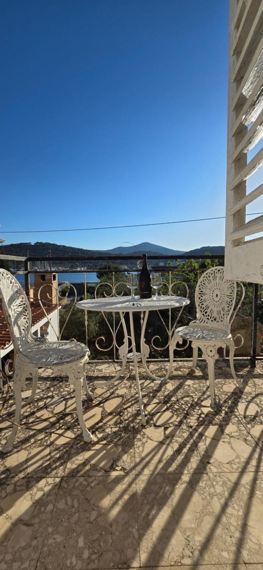 Apartman Andela Preko Εξωτερικό φωτογραφία